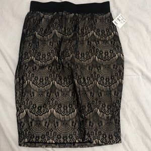 Sexy laced pencil skirt